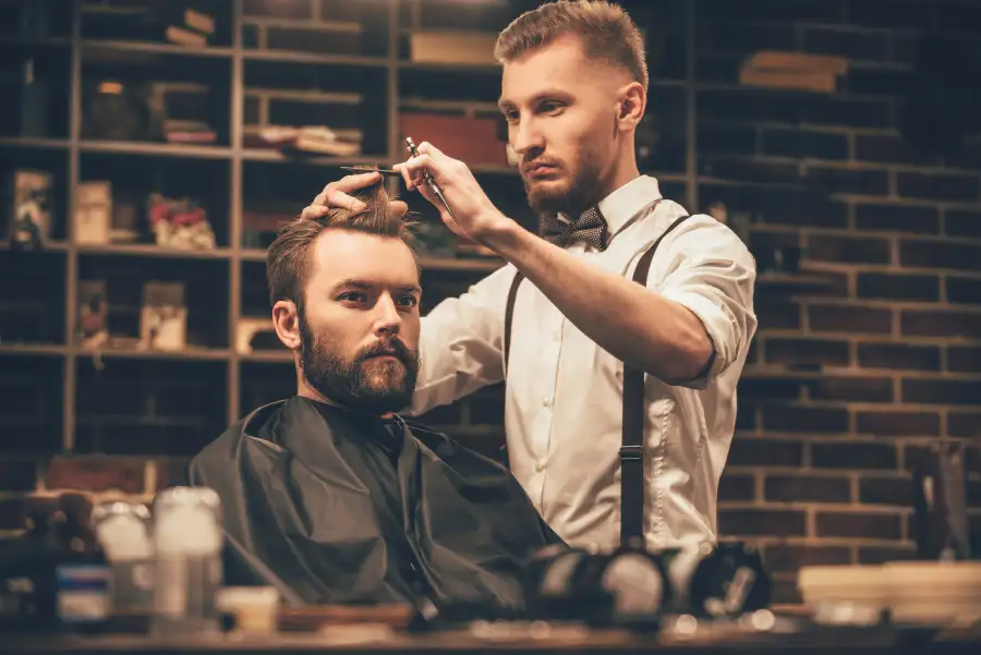 How to Communicate Your Desired Men's Haircut to a Barber Lake Worth, FL